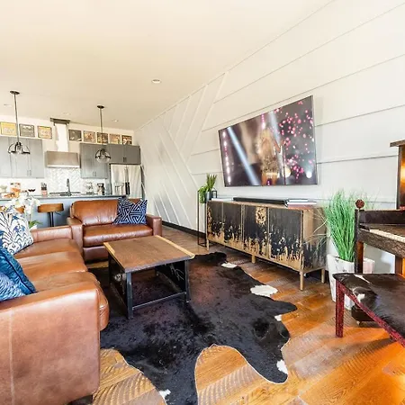 Villa Luxe-Broadway Getaway-Heart Of Gulch-Mins To Broadway